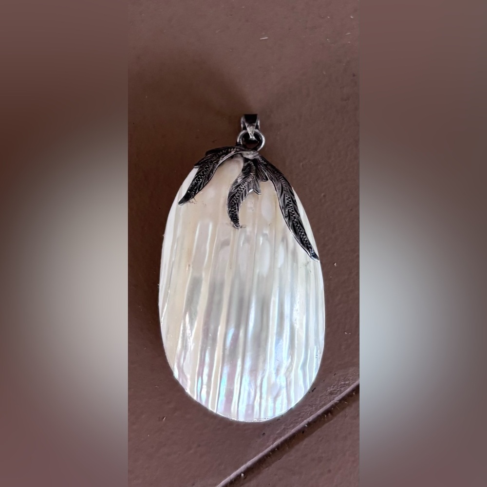 Silver and White Shell Pendant Necklace